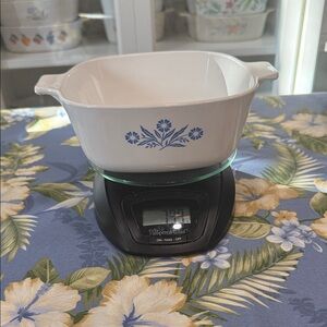 Corning Ware Blue Cornflower  P-1 1/2-B